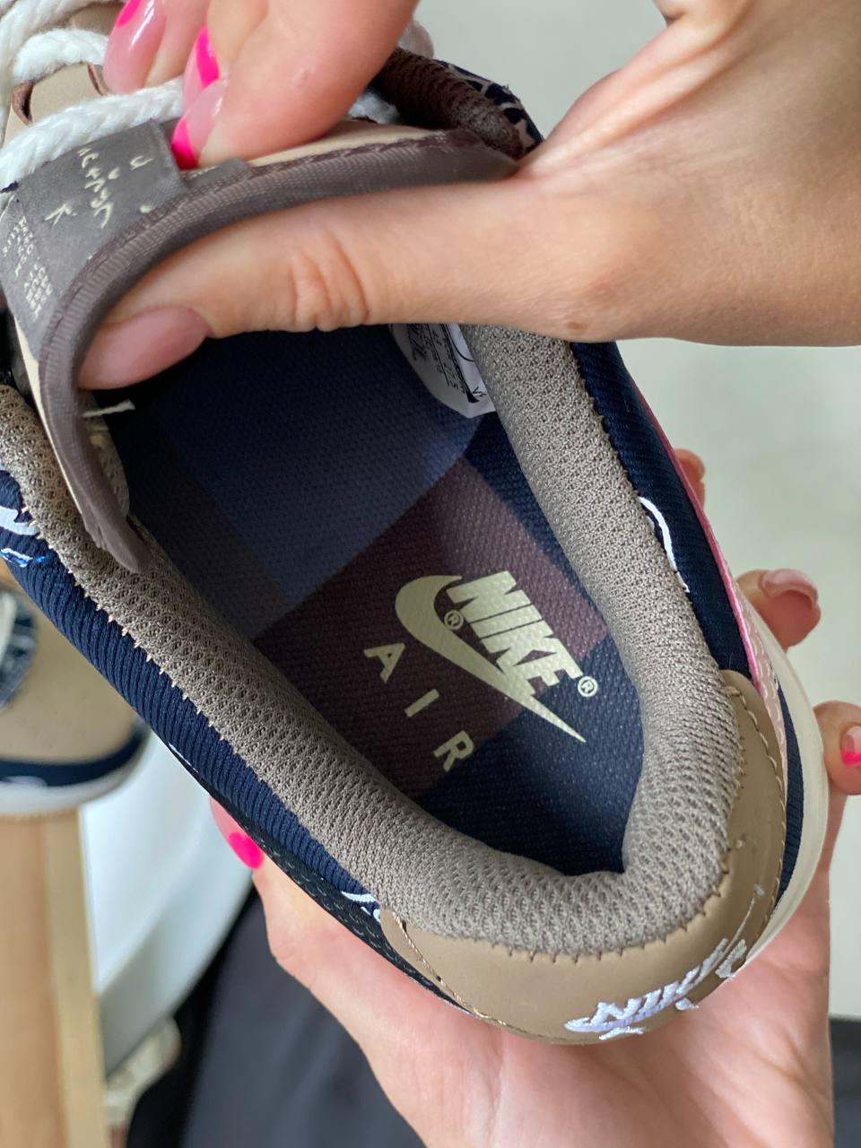 Nike Air Force 1 Cactus Jack