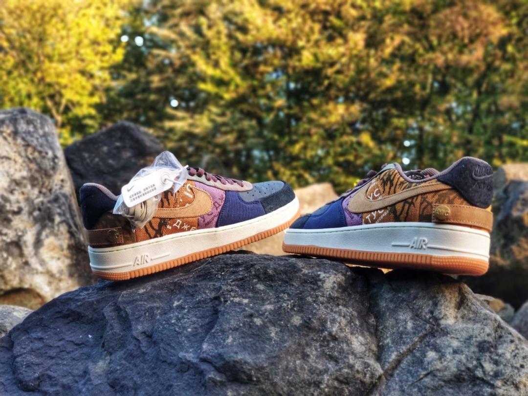 Nike Air Force 1 Brown White
