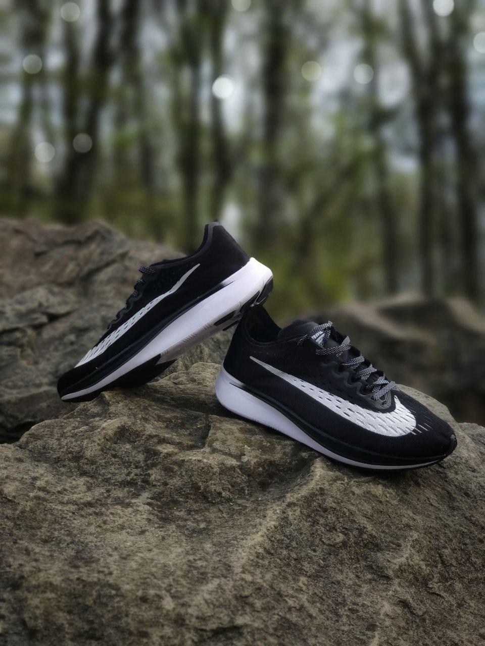 Nike Zoom Black White 1