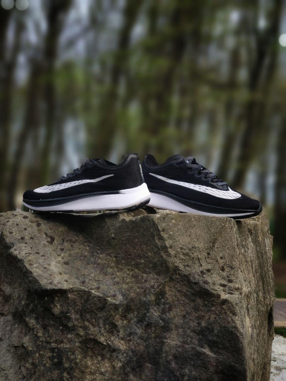 Nike Zoom Black White 1