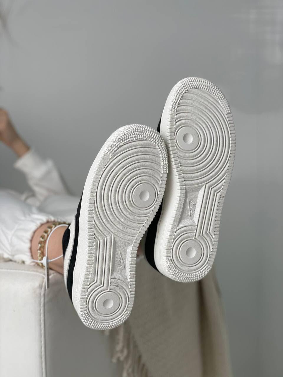Nike Air Force 1 Black White 8