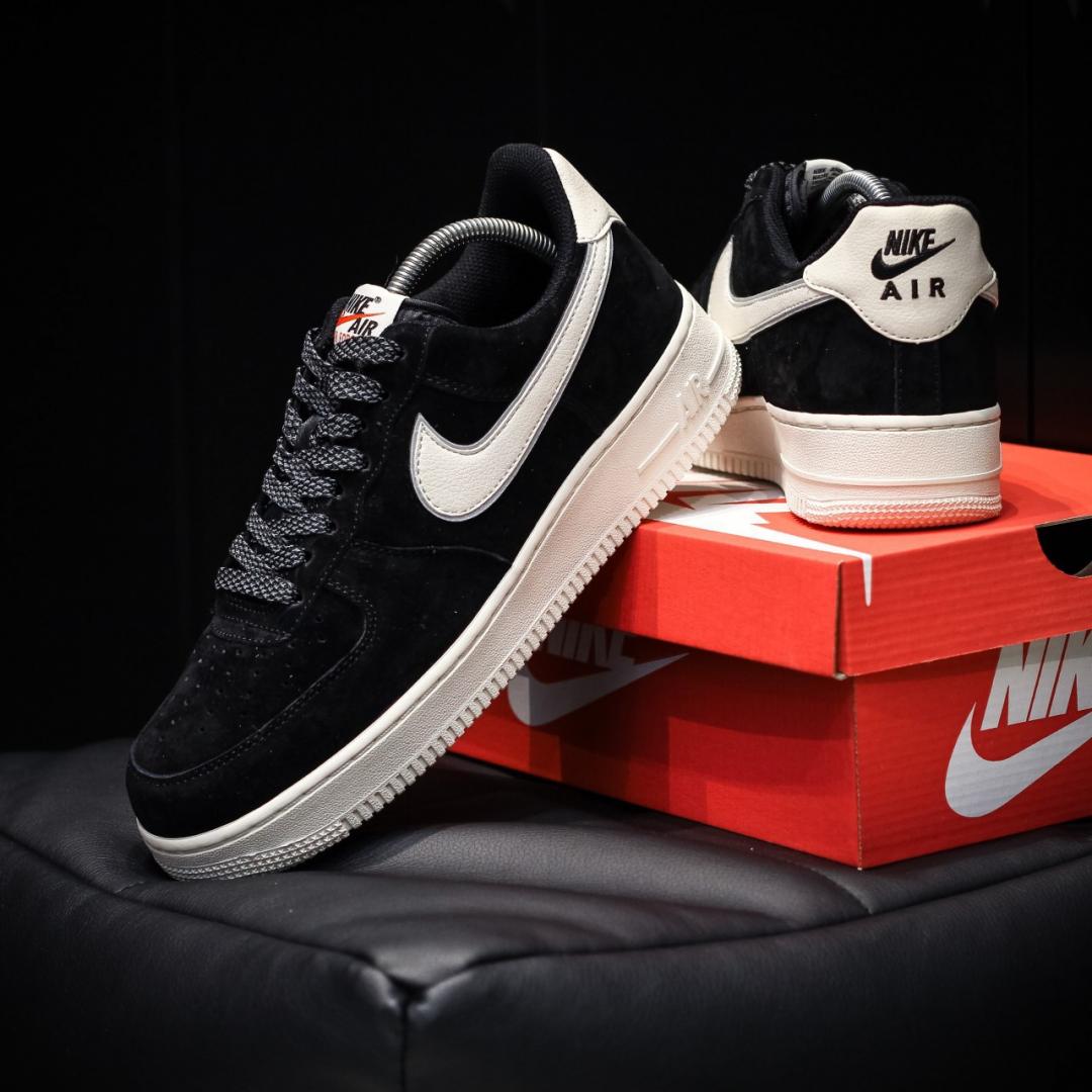 Nike Air Force 1 Black White 8