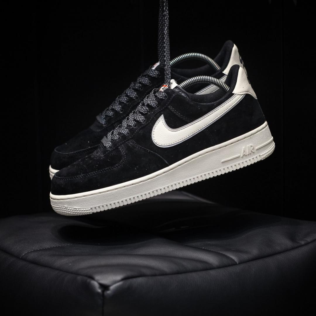 Nike Air Force 1 Black White 8