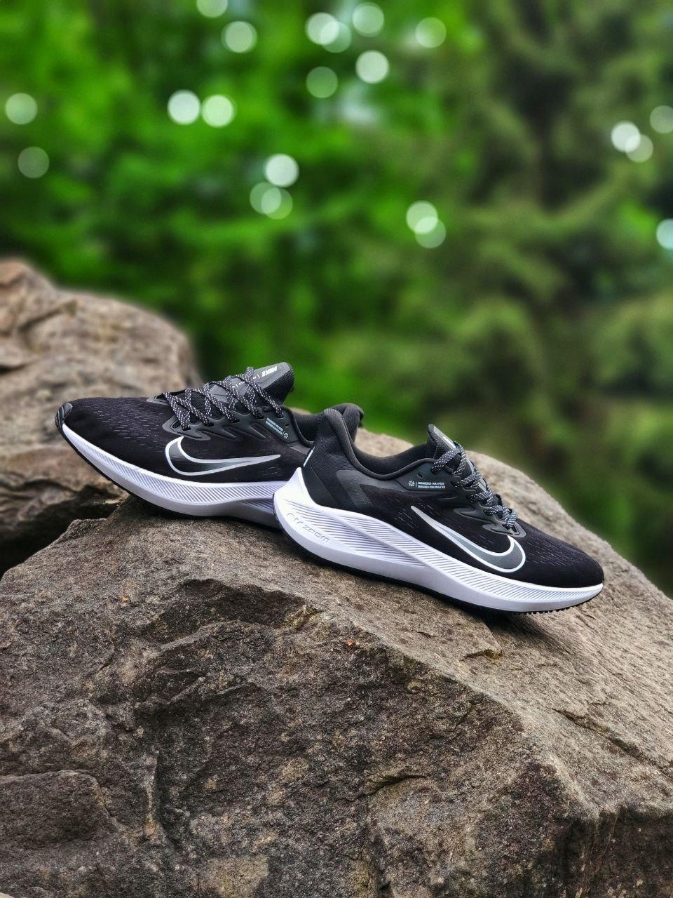 Nike Zoom Black White