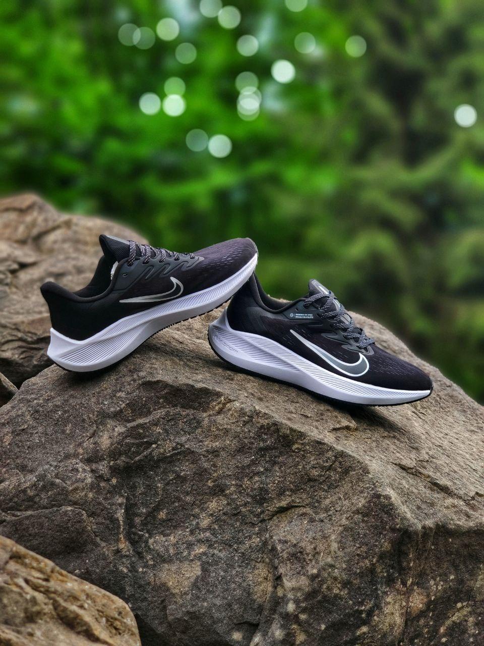 Nike Zoom Black White
