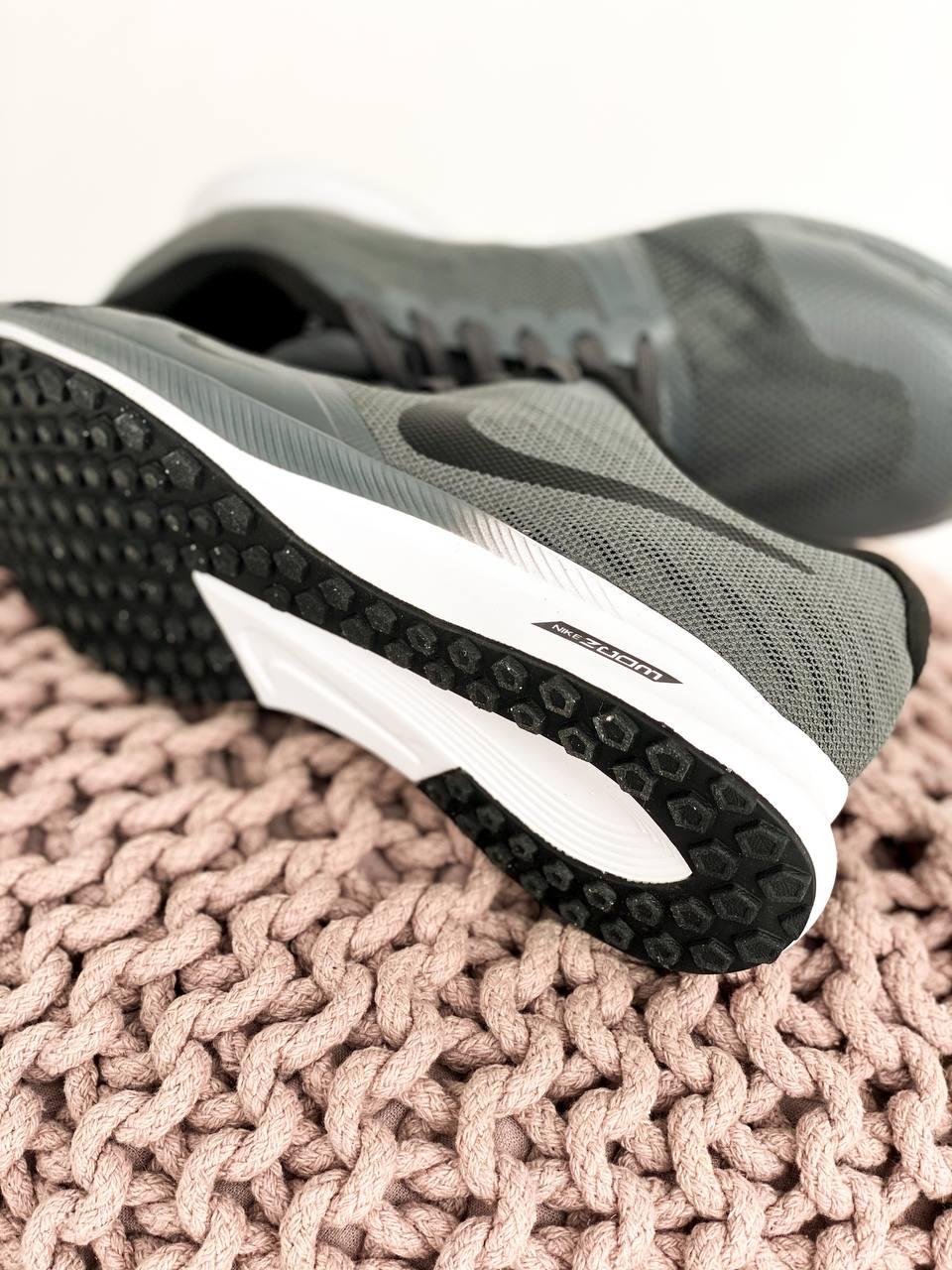 Nike Zoom Grey White «Black Logo»