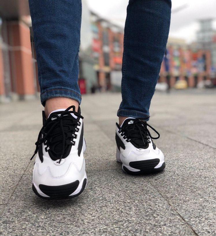 Nike ZOOM 2K Black White