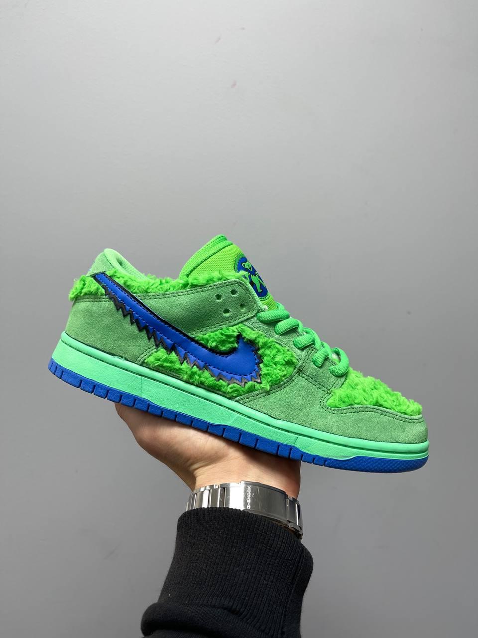 Nike SB Dunk x Grateful Dead Bears Green