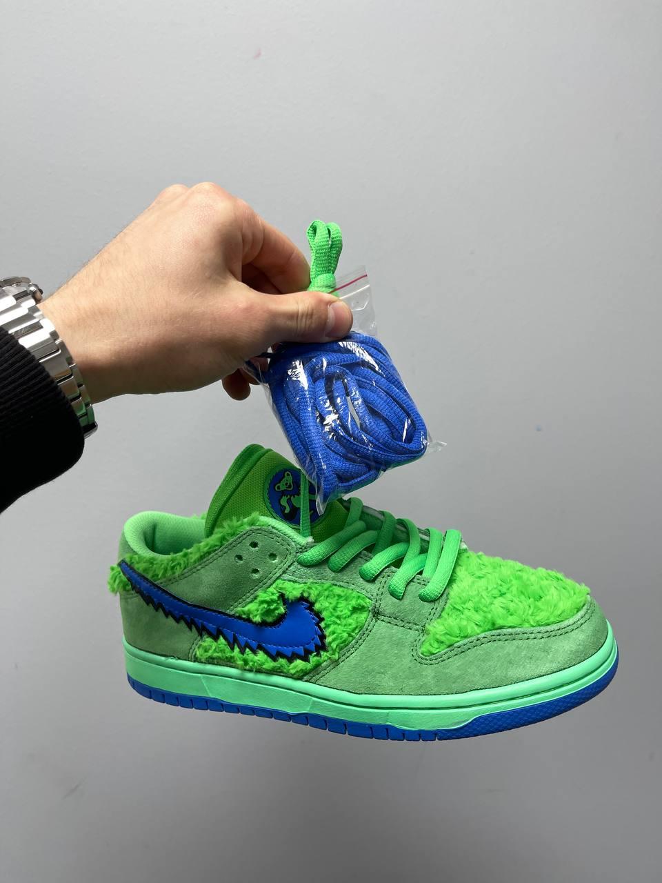 Nike SB Dunk x Grateful Dead Bears Green
