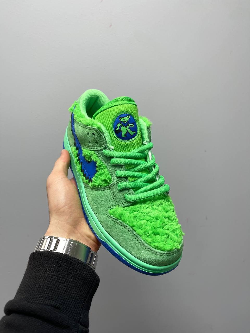 Nike SB Dunk x Grateful Dead Bears Green