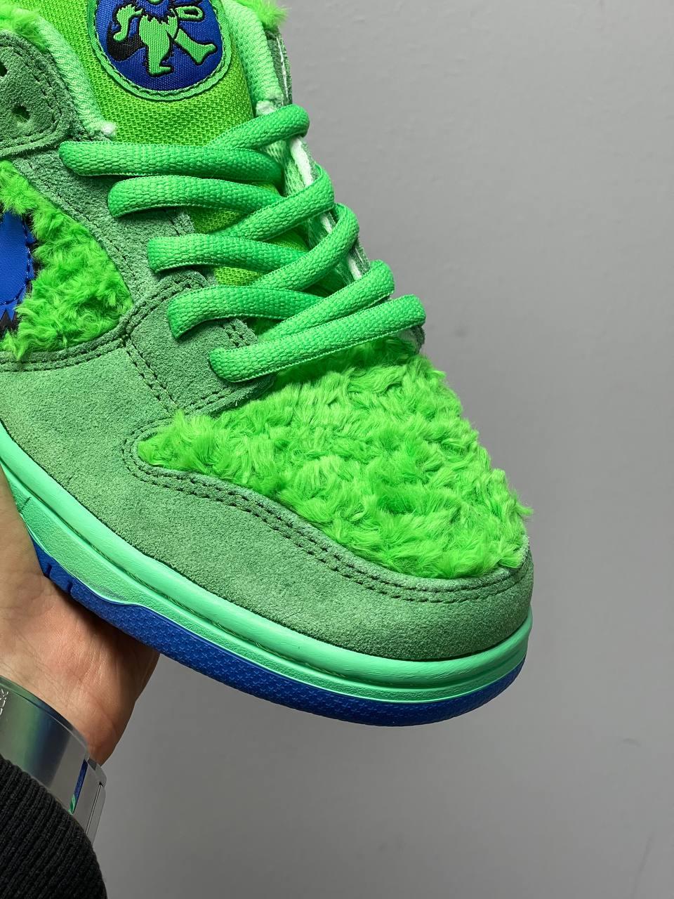 Nike SB Dunk x Grateful Dead Bears Green