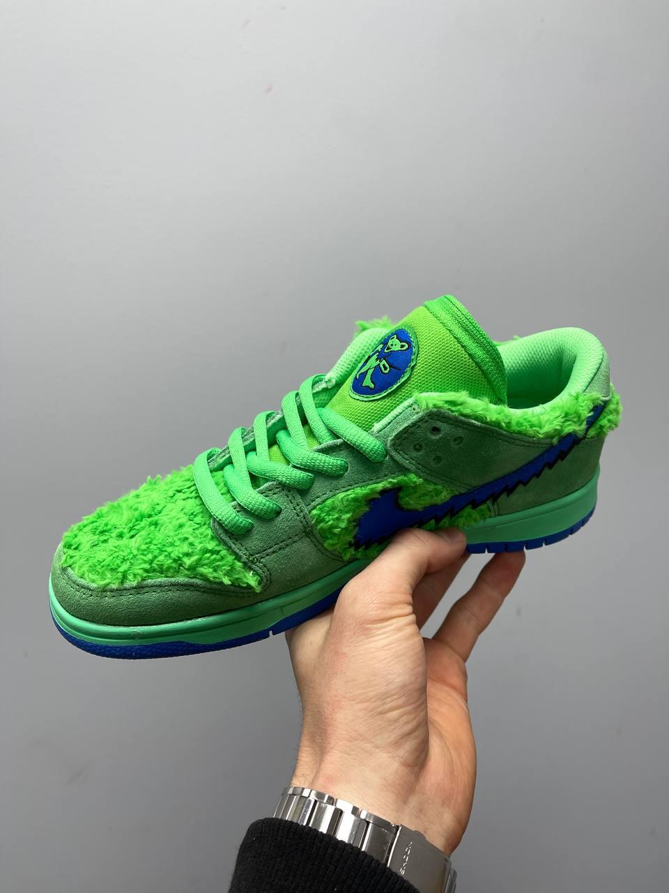 Nike SB Dunk x Grateful Dead Bears Green