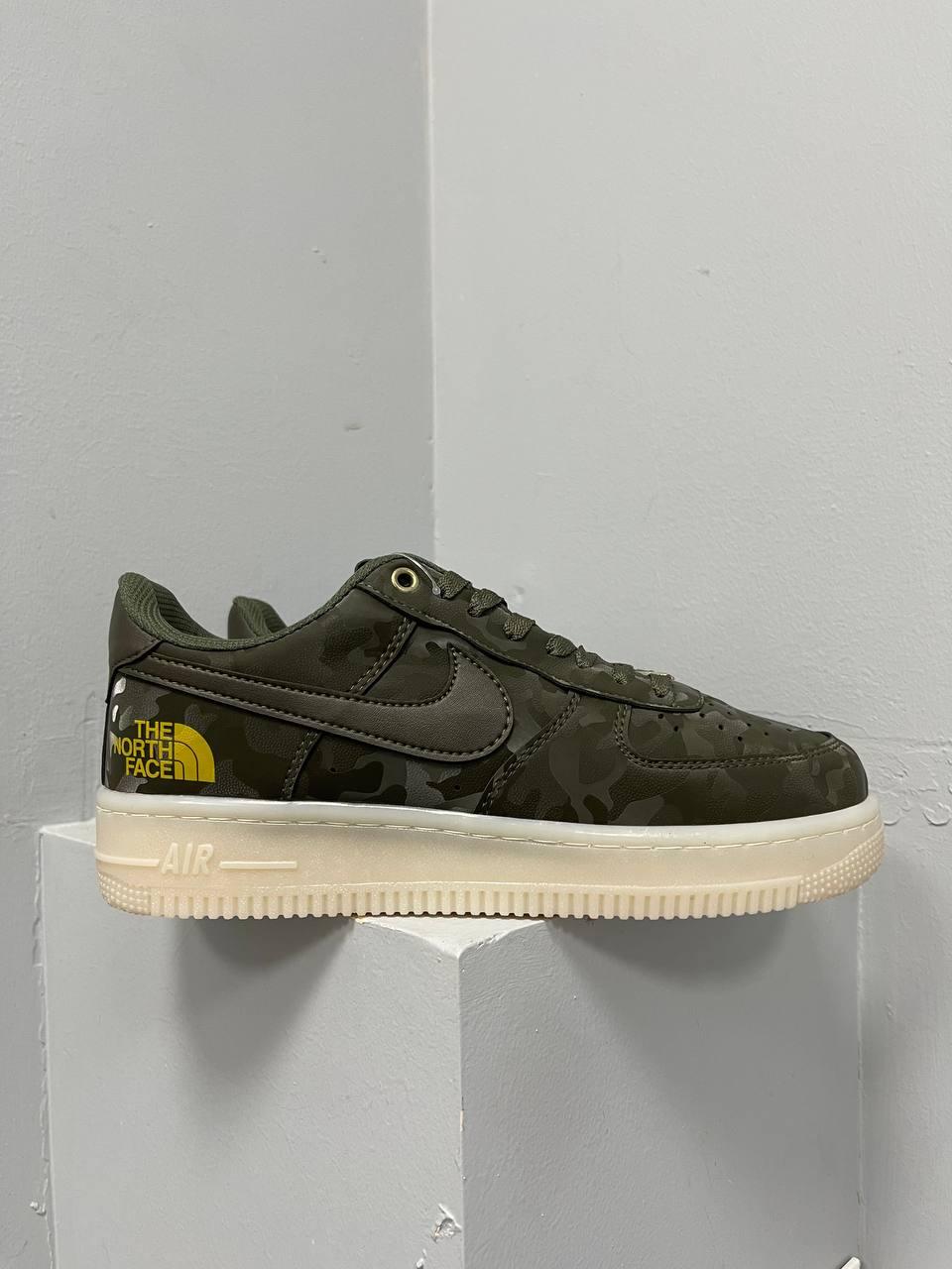 Nike Air Force 1 x The North Face Camo