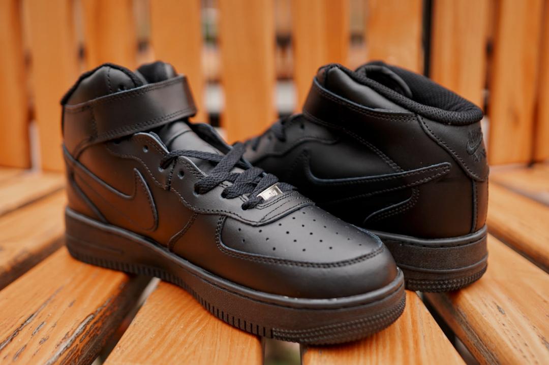 Nike Air Force 1 Mid Black Fur
