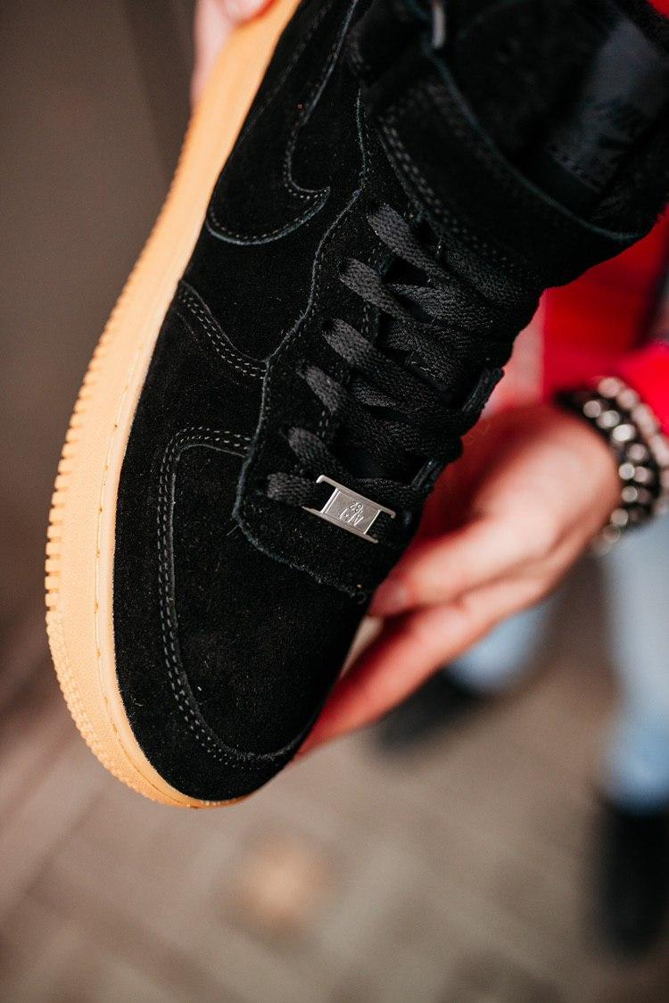 Nike Air Force 1 High Black Gum