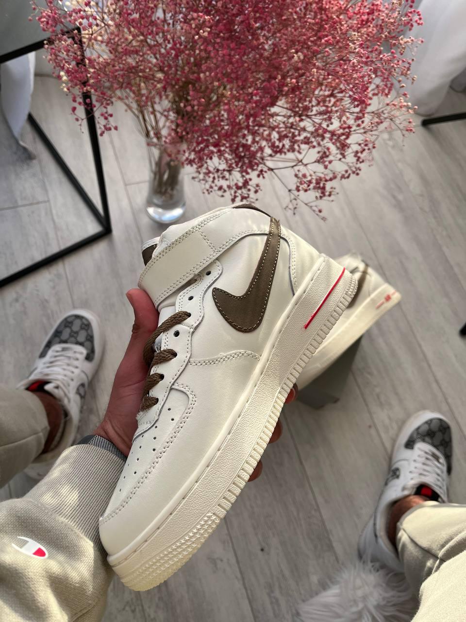 Nike Air Force 1 Mid Mocco Winter