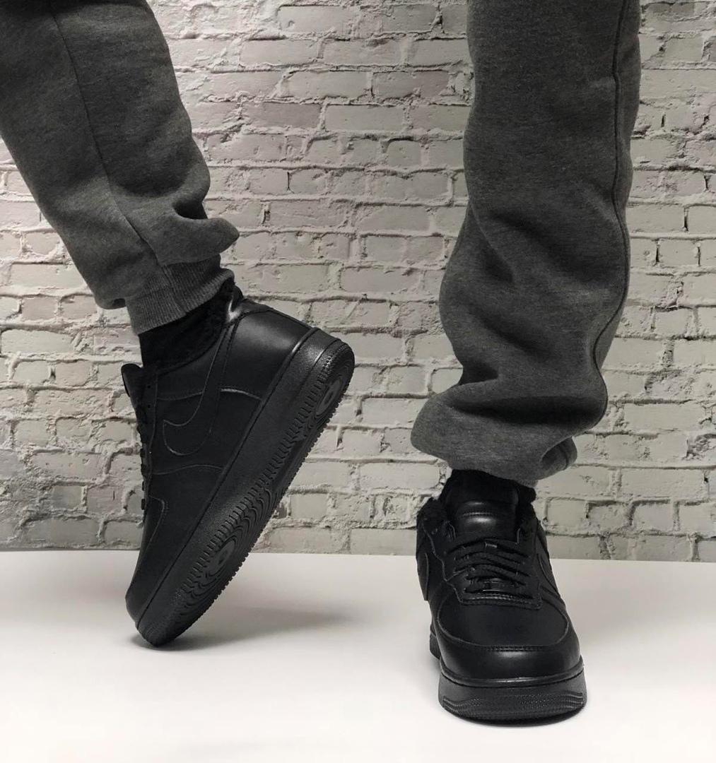 Nike Air Force Low Winter Black