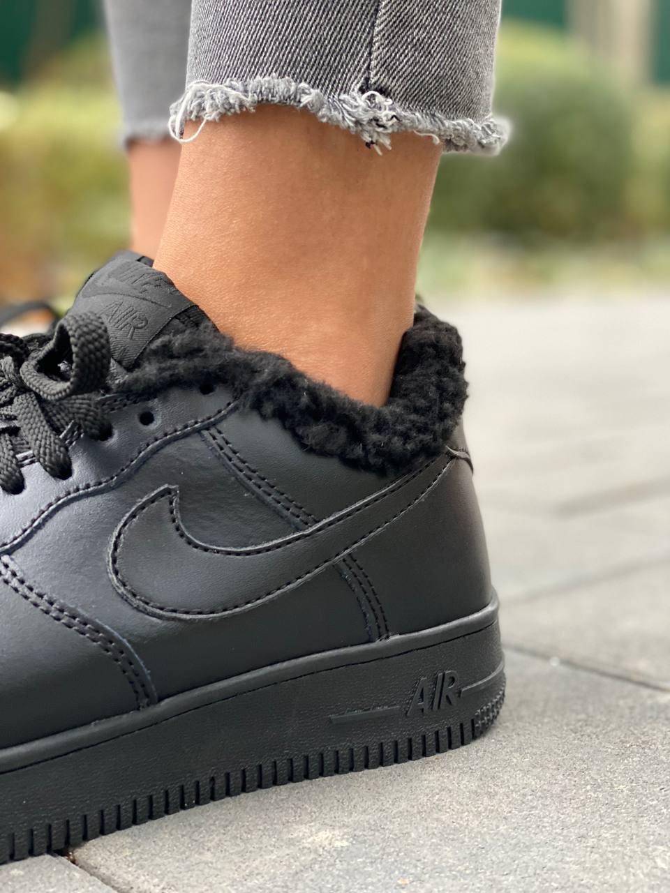Nike Air Force Low Winter Black