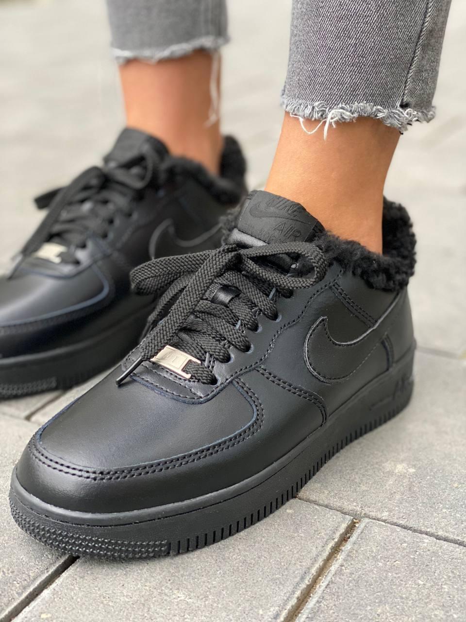 Nike Air Force Low Winter Black