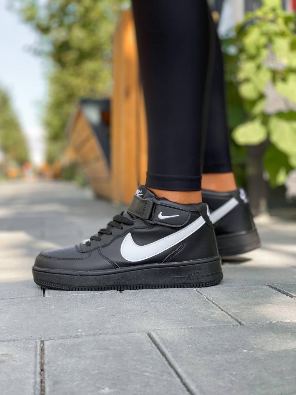 Nike Air Force Mid Winter Black White
