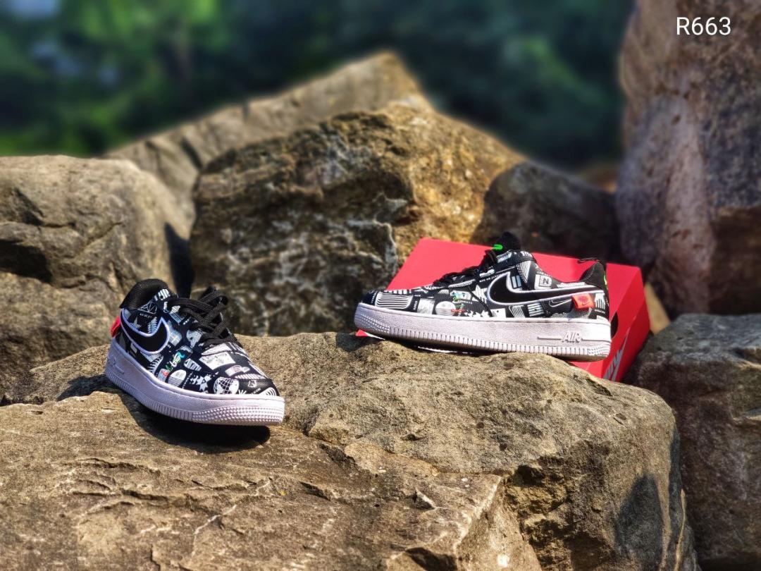 Nike Air Force 1 Black White 4