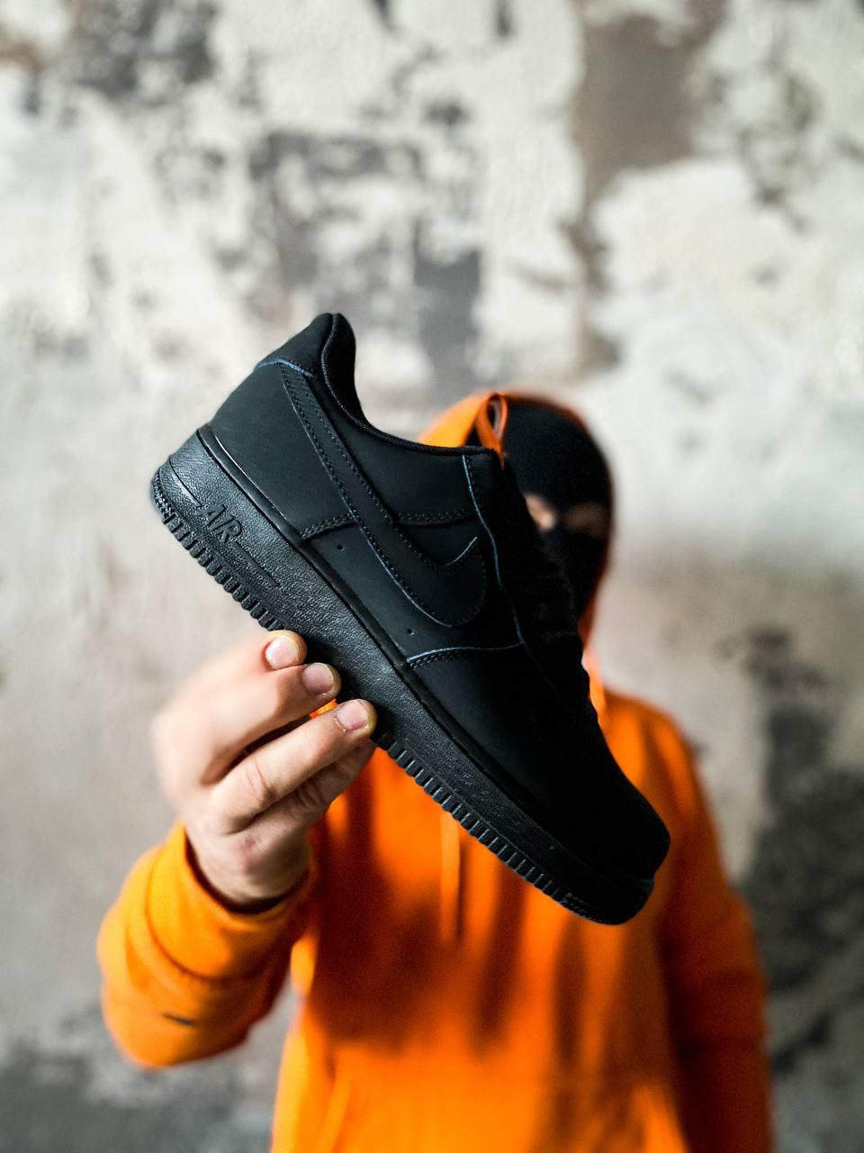 Nike Air Force 1 ALL Black