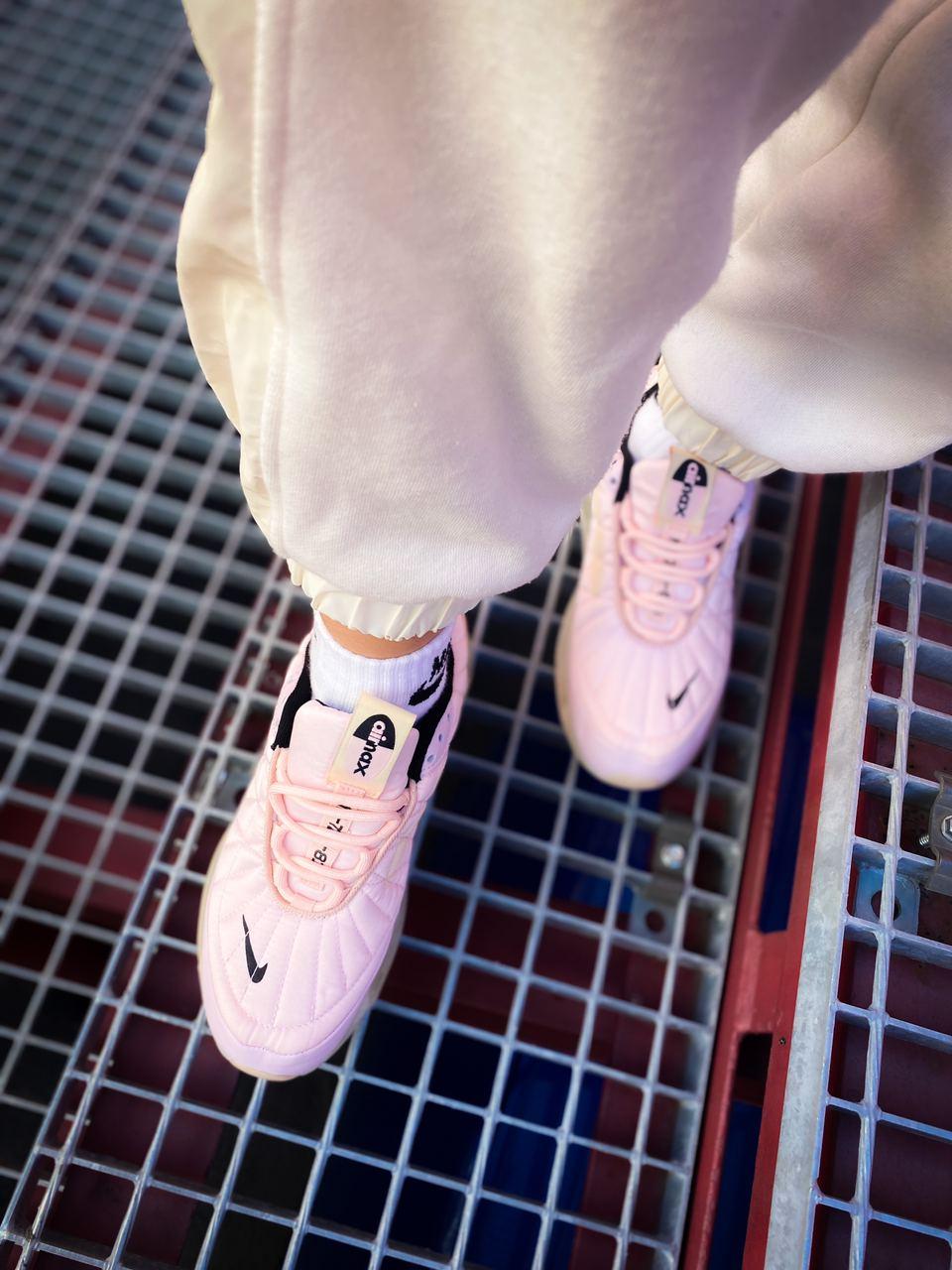 Nike Air Max 720 Pink «Black Logo»
