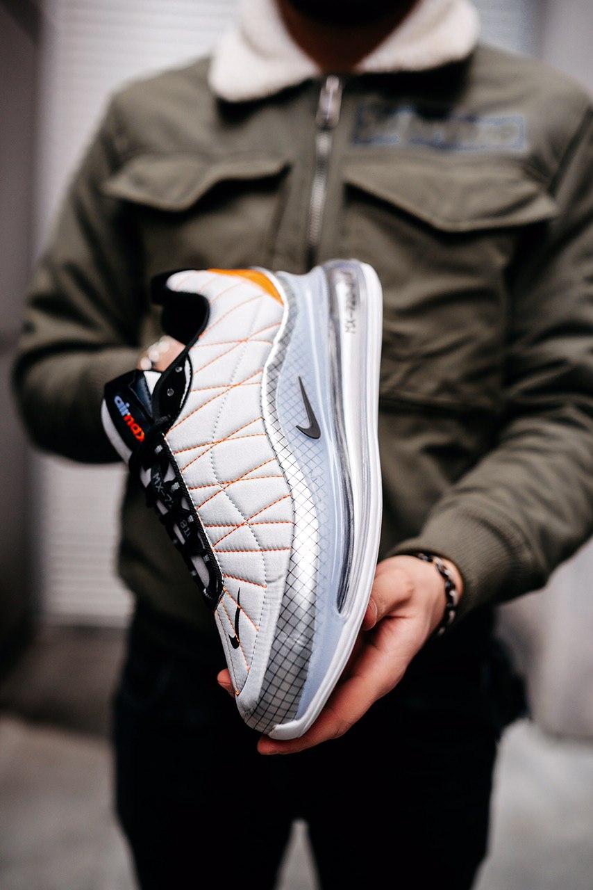 Nike MX-720-818 Metallic Silver