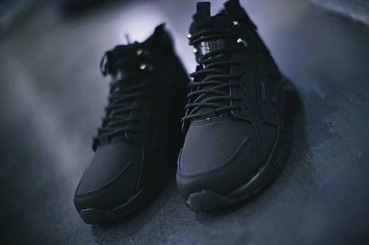 Nike Huarache x Acronym Mid Black 1