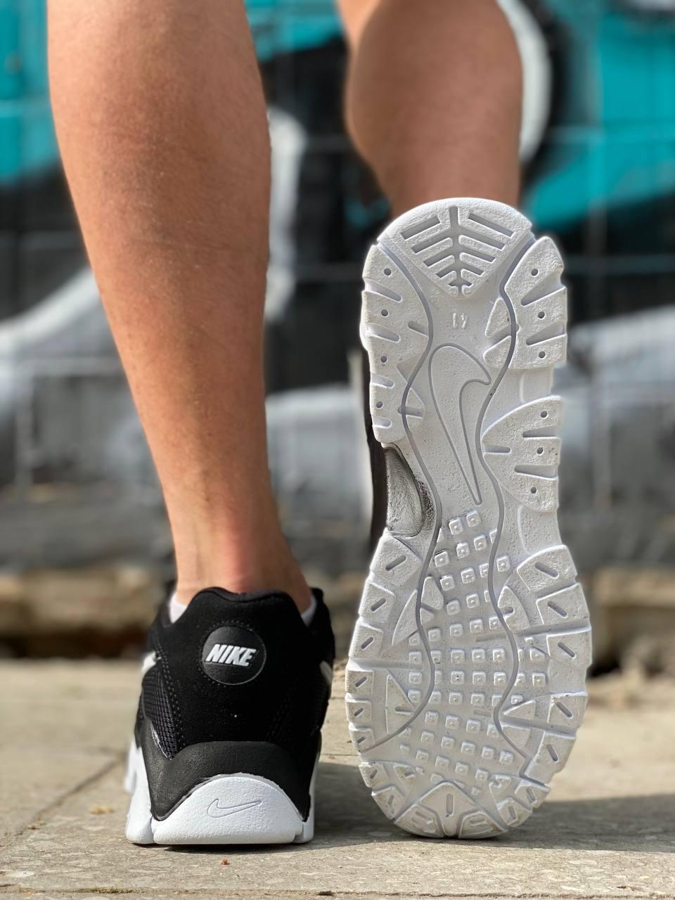Nike Air Barrage Black White 2