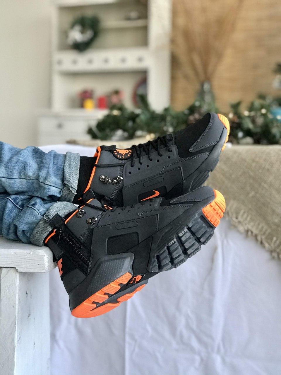 Nike Air Huarache Black Orange