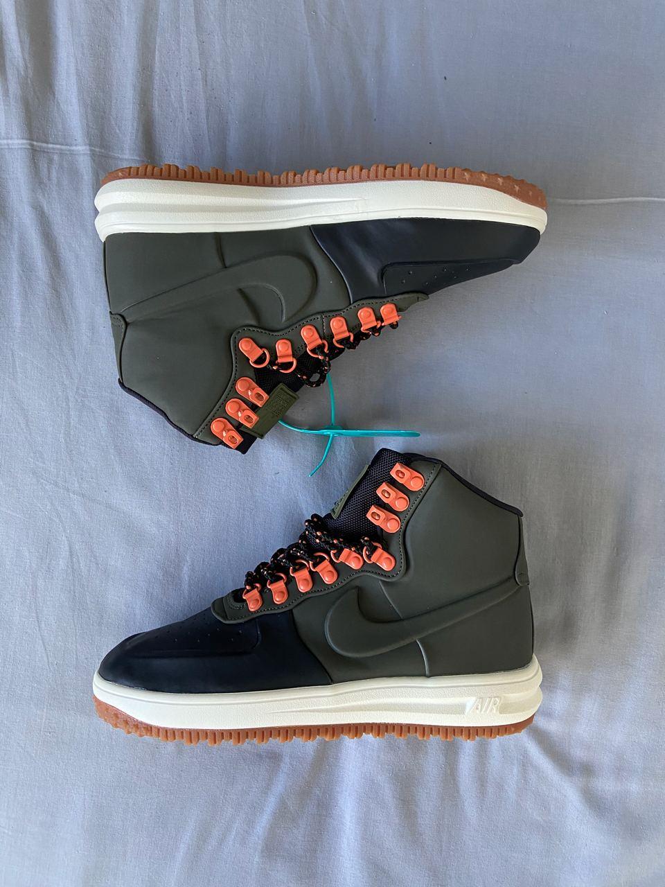 Nike Duckboot 18 Black Sequoia