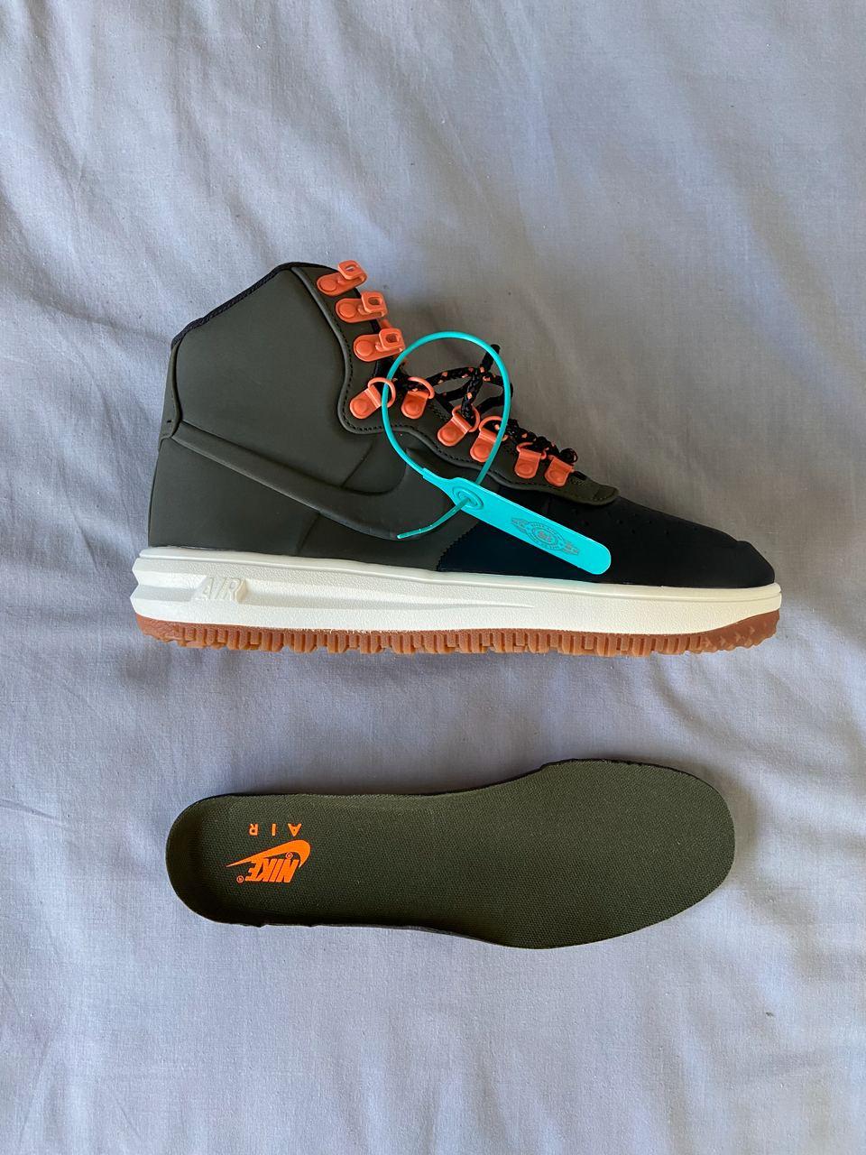 Nike Duckboot 18 Black Sequoia