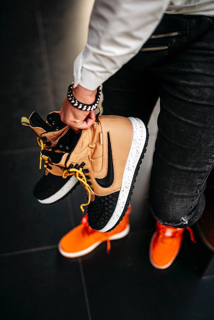 Nike Lunar Force 17 Duckboot Beige Black White