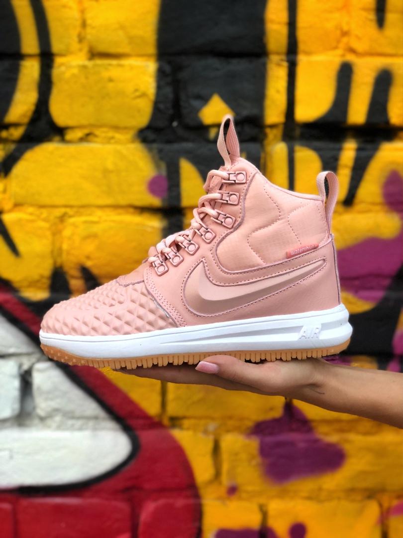 Nike Duckboot 17 Pink