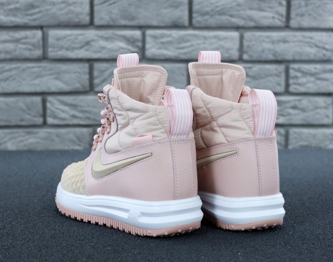 Nike Duckboot 17 Pink