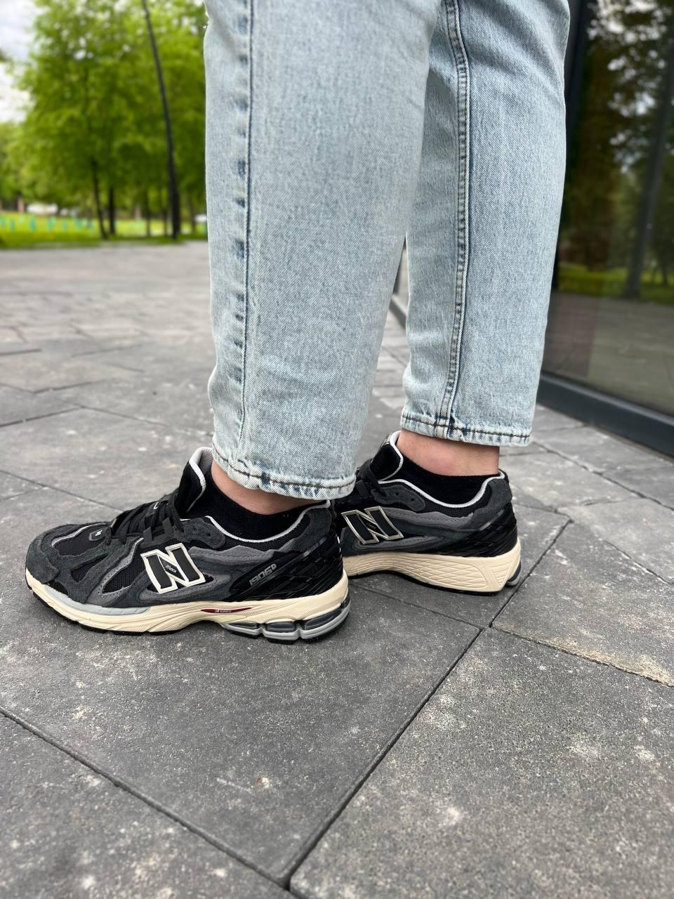 New Balance 1906D Black