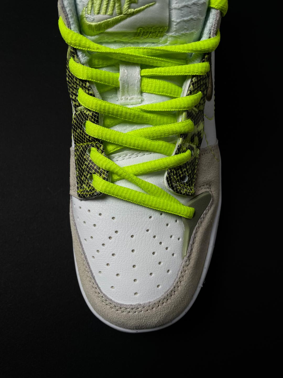 Nike Dunk Disrupt 2 Grey White Green