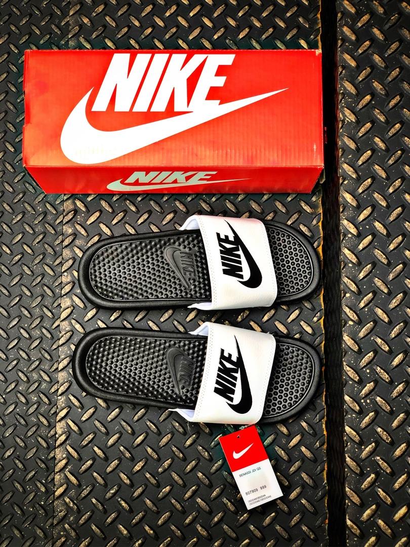 Nike Benassi Black White 2