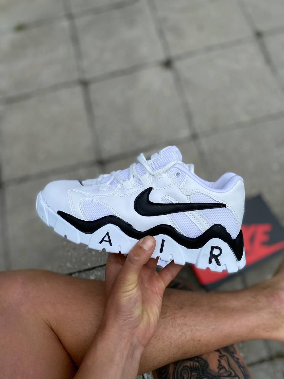 Nike Air Barrage White Black