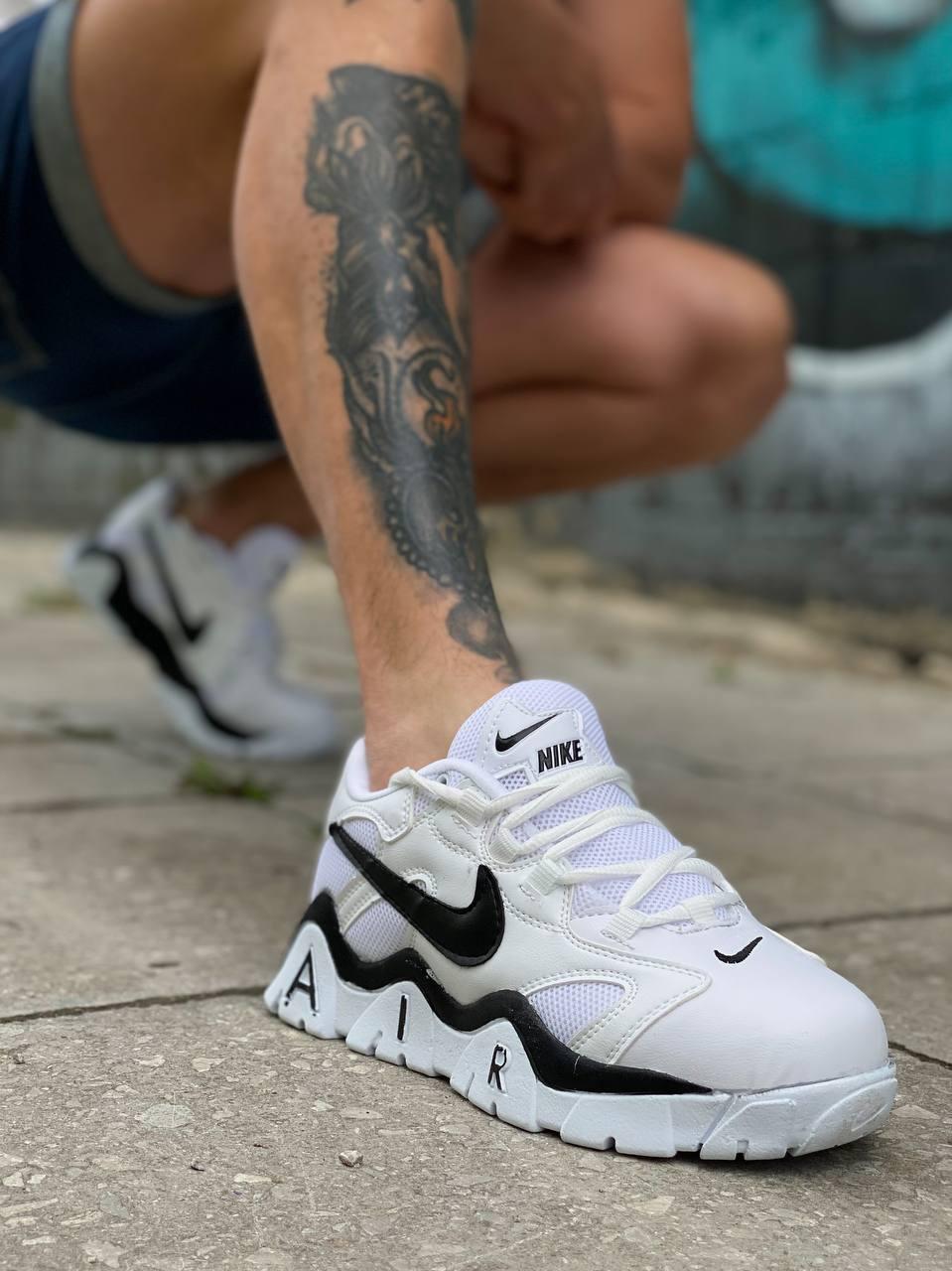 Nike Air Barrage White Black