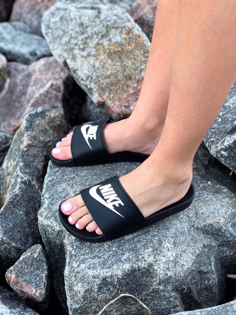 Nike Benassi Black «White Logo»
