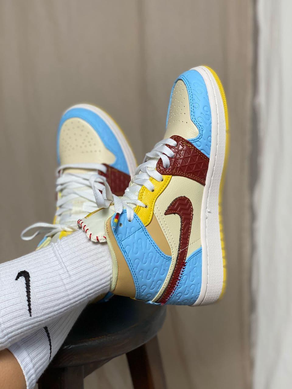 Nike Air Jordan 1 Mid Se Fearless 2