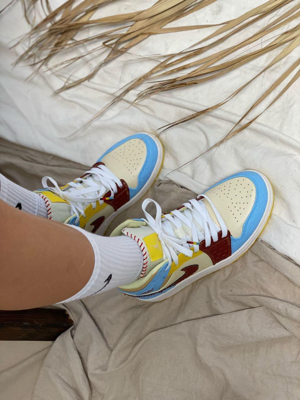 Nike Air Jordan 1 Mid Se Fearless 2