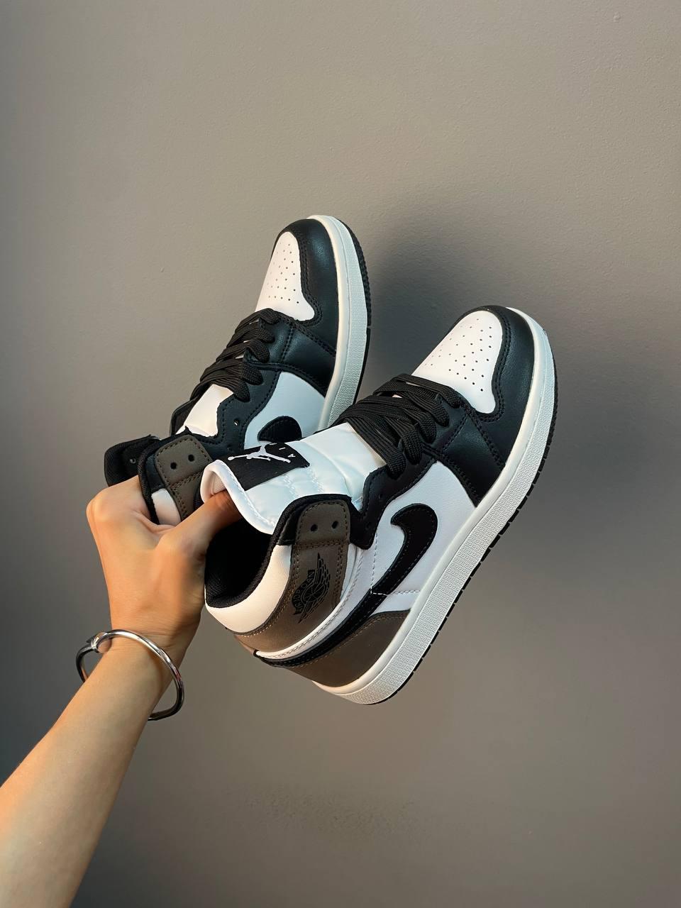 Nike Air Jordan 1 Retro Mid Dark Mocha