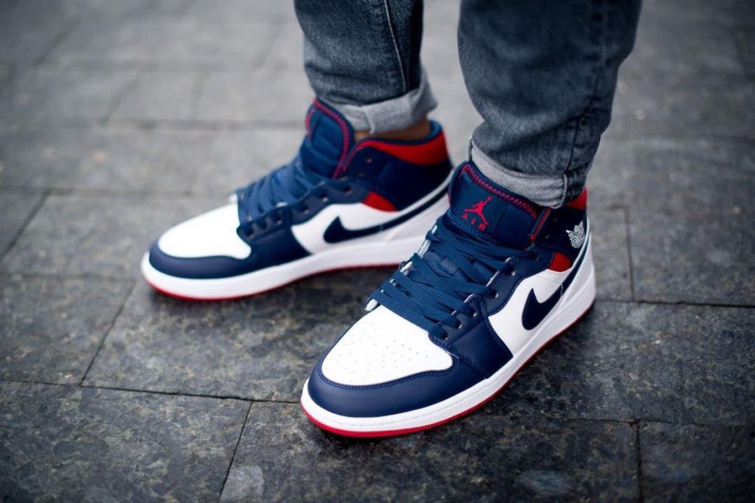 Nike Air Jordan 1 Retro Mid Blue Red White