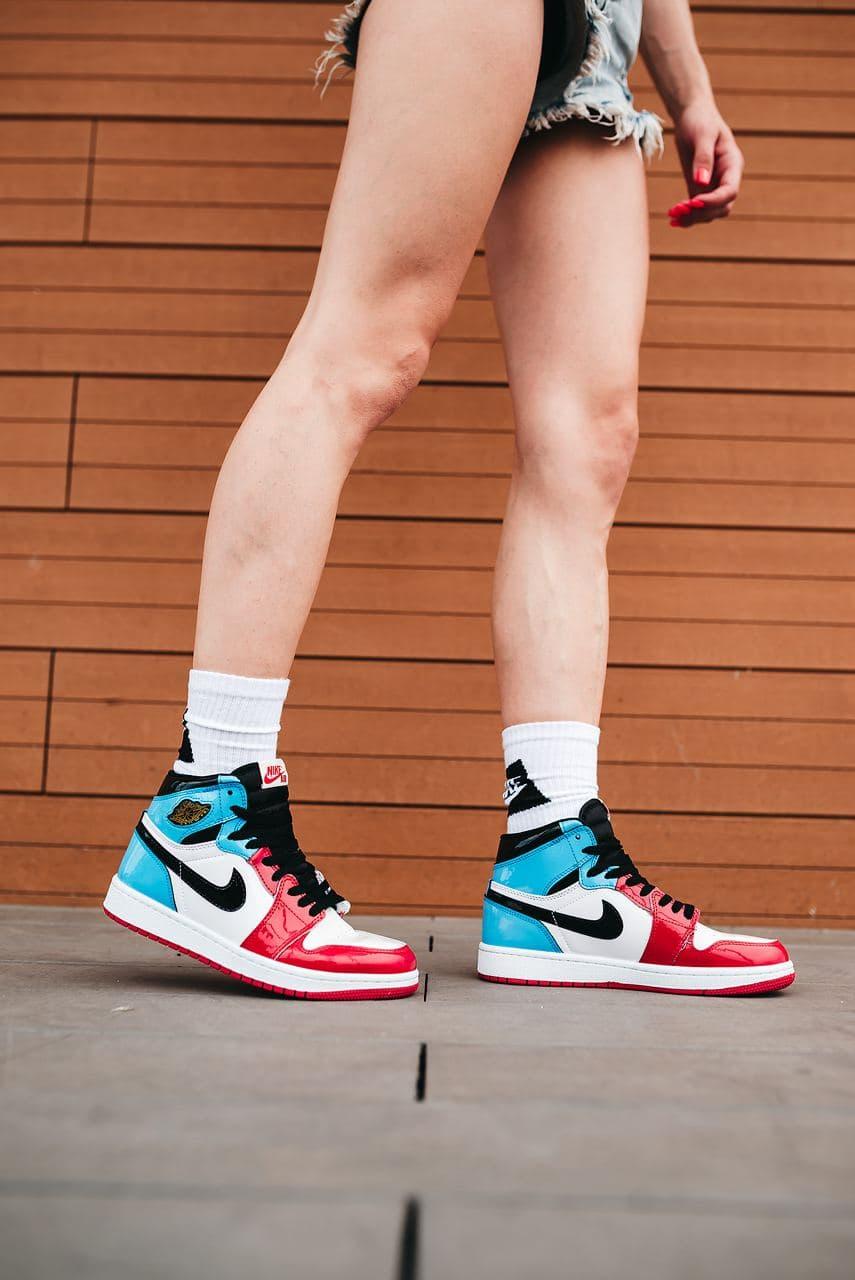 Nike Air Jordan 1 Retro High Blue Red White 2