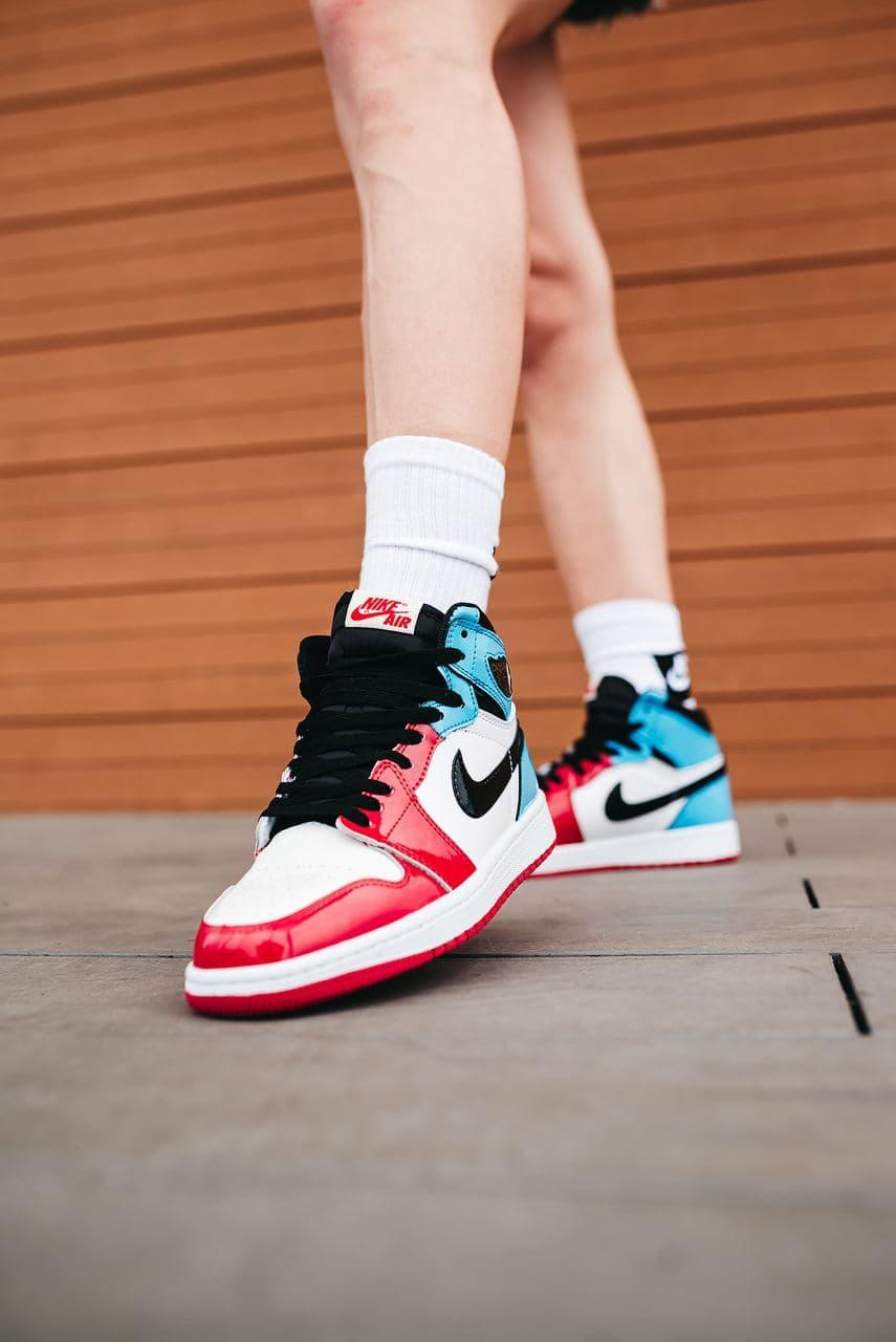 Nike Air Jordan 1 Retro High Blue Red White 2