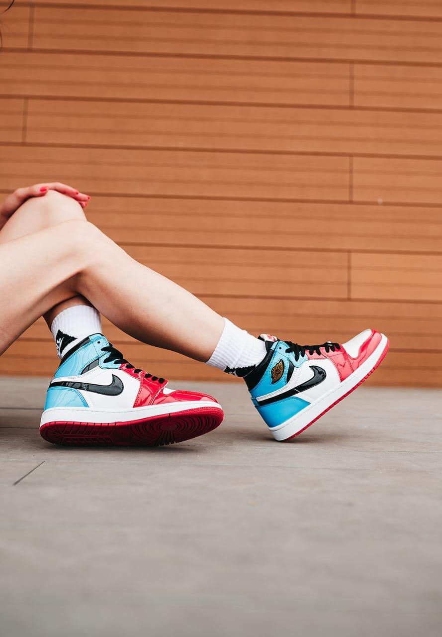 Nike Air Jordan 1 Retro High Blue Red White 2