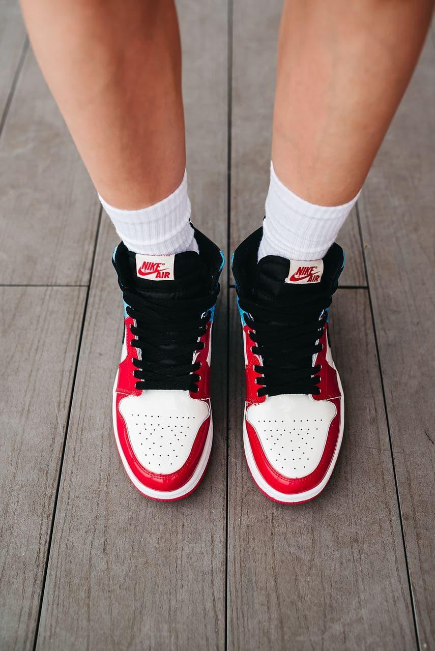 Nike Air Jordan 1 Retro High Blue Red White 2